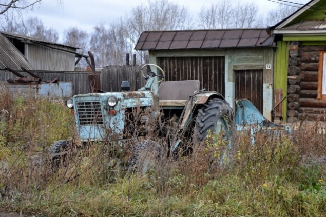 Пока глава АПК Киевщины путешествует, отрасль сидит без зарплат