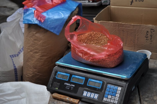 В России начался "гречневый кризис": не больше 5 кг в одни руки (видео)