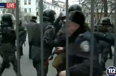 Коліном у скроню, Або чому не змінюються методи роботи міліції