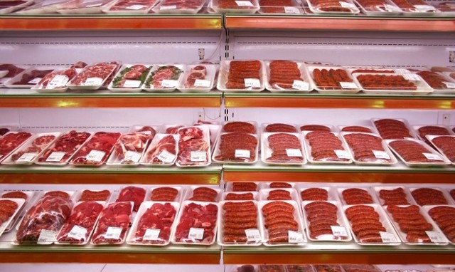 Медицина и мясо стали недоступными на фоне украинского шока цен - Bloomberg