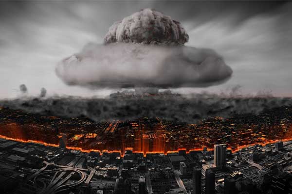 Путин и его окружение готовы к ядерной войне - "Форбс"