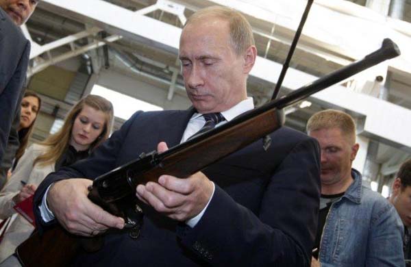 Путину посоветовали сразу пойти на Париж