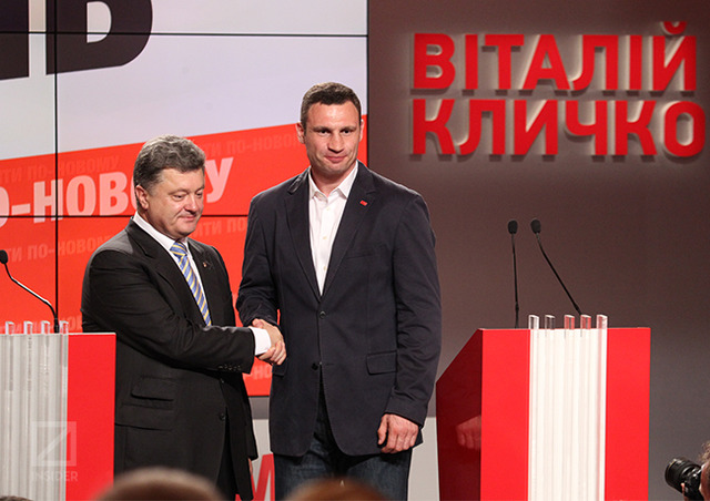 Кличко отдает друзьям Порошенко землю возле АП