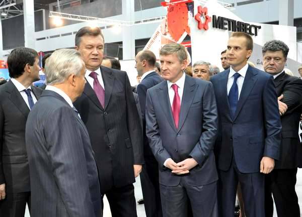 Пенсионером с Донбасса, подавшим иск против Порошенко за пенсии, оказался Ахметов?