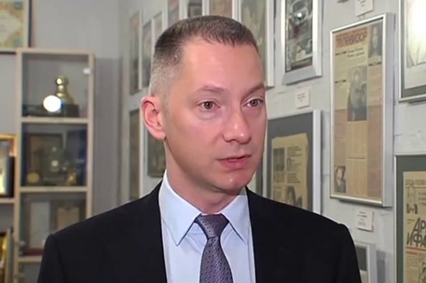 Глава АП Борис Ложкін сфальшував дані про свою освіту – ЗМІ