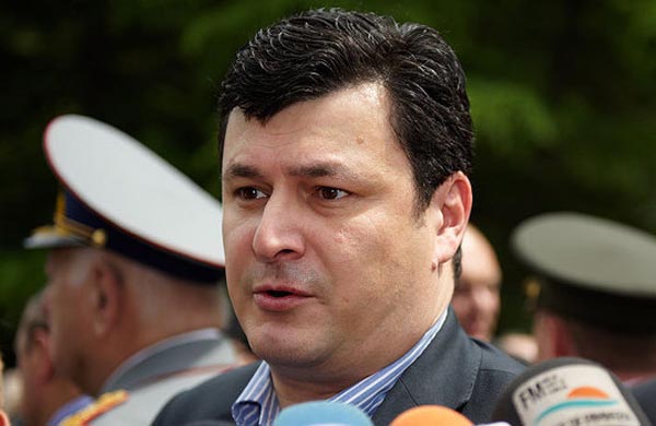 Квиташвили – министр вне закона?