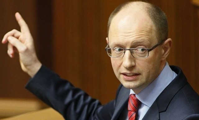 Премьер-министр Украины, Арсений Яценюк признал, что Украина близка к гуманитарной катастрофе