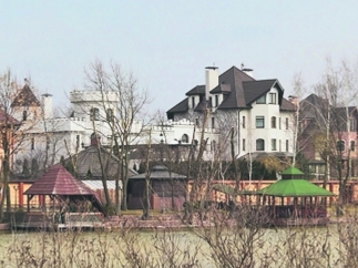 Дом Порошенко не попал под веерное отключение