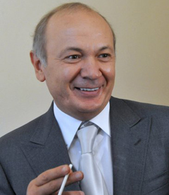 Российский банк отбирает “Азовмаш” у Юрия Иванющенко