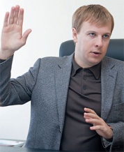 Юсов требует от Генпрокуратуры разобраться с золотыми орехами Виталия Хомутынника