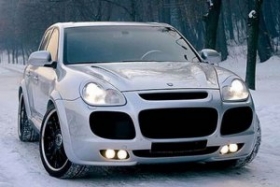 Автомобили с большим двигателем обложат налогом 25 тыс. грн в год