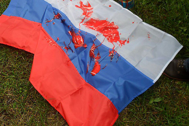 В Крым поехать невозможно, не чувствуя себя барыгой, скупающим краденое