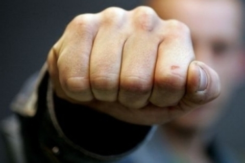 У Рівному прихильника «ДНР» відлупцювали перехожі разом з міліцією