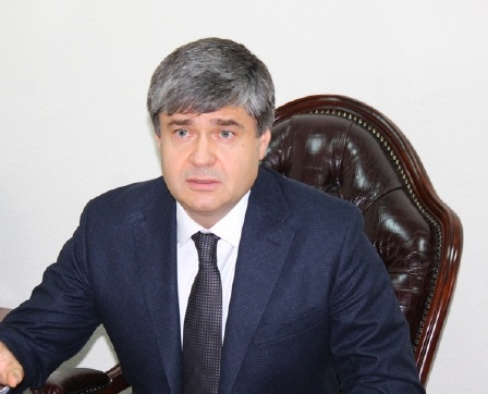 Ярослав Филатов сидит в VIP-кресле стоимость в 20 своих зарплат