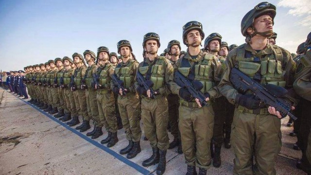 Поляки защитят украинскую армию