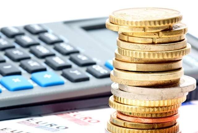 Год работы нового правительства: в шаге от дефолта