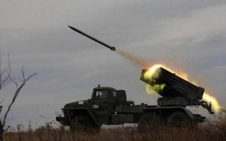 "Киборги" удерживают пожарную часть, диспетчерскую башню и взлётно-посадочную полосу