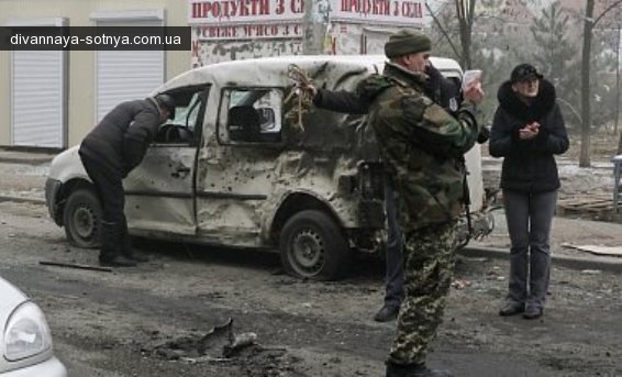 Теракт на блокпосту в Мар’їнці: вибухнула машина з вибухівкою. Відео