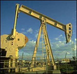 Компания людей Януковича больше не сможет добывать нефть и газ в Украине