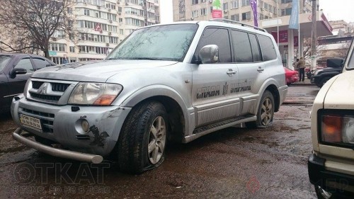 Конфликт «Автомайдана» и азербайджанцев — ружья, пистолеты, автоматы и не только