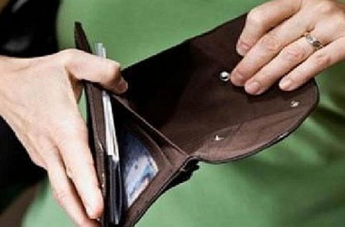 Голый оклад: чиновников лишают всех надбавок