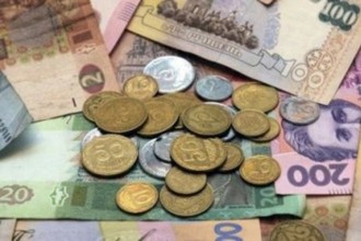 Гривня обвалилась на межбанке почти до 27 за доллар