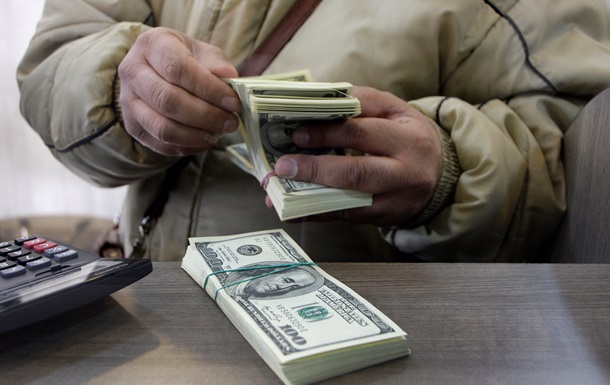 Скоро 30. Курс доллара стремительно вырос на межбанке