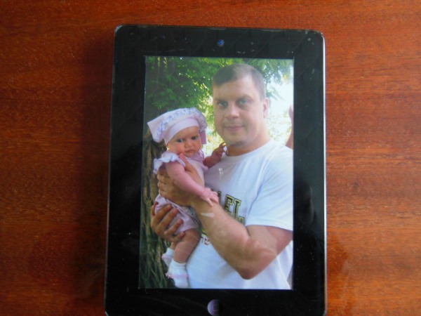 Родители «взятого в заложники» чиновника горсовета пребывают в неведении