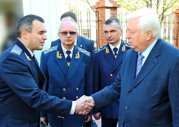 Прокурор Сергей Костенко намерен забрать часть рынка «7-ой километр»