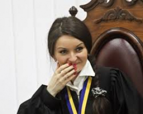 "Адвокат Тимошенко" захищає суддів Печерського суду
