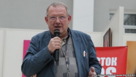 Люстрація в Україні може бути подарунком для ворогів – Адам Міхнік