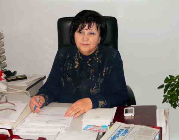 Начальницю відділу освіти впіймали на хабарі в 45 тисяч гривень