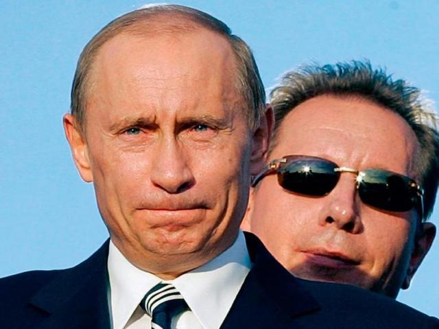 Золотов Путина – правая рука, подчиненный, начальник, тень?