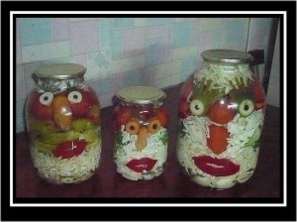 Хабарники продовжують годувати армію