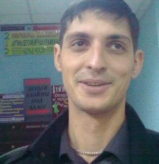 Террорист Гиви 2010 — Охранник в супермаркете. Фото. «Карьерный рост» цыгана