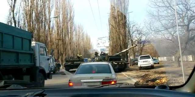 Терористи влаштували в Макіївці танкове ДТП