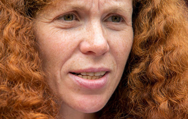 Юлия Латынина покинула Россию, т.к. заметила за собой слежку