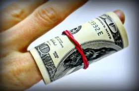 Международные кредиторы откладывают планы предоставить займы Киеву из-за коррупции – Reuters