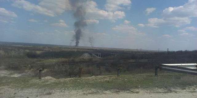 У Станиці Луганській пролунав вибух – здіймаються стовпи диму