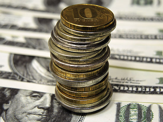 Правительство обложило доходы физлиц от продажи валюты подоходным налогом