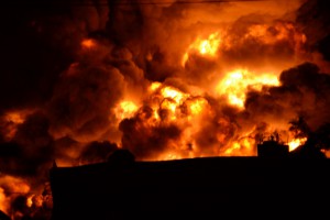 Вибух у Донецьку: Партизани знищили склад солдат РФ, поліцаї згоріли заживо