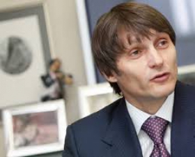 Як людину Єремєєва пробували призначити на митницю