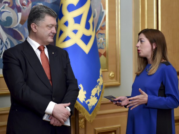 Заслужене громадянство або Не робіть з Сергацькової Депардьє