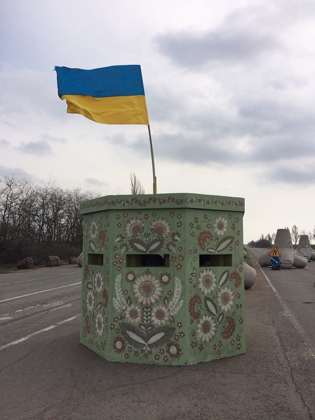 В бравурных телевизионных сюжетах больше успокаивающей лжи, чем правды - Семенченко о фронте