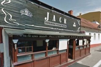 Украинцам запретили вход в польский ресторан