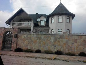 Як розкошує чортківський ДАІшник. ФОТОФАКТ