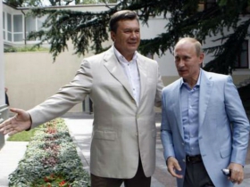 Экс-глава СВР рассказал, как Путину удалось взять Януковича "на крючок"