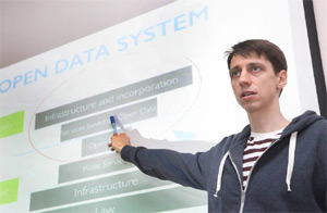 “Показать то, что скрыто”. Как программист-волонтер уговорил государство открыть данные