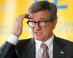 У Таруты отобрали собственность в России