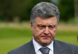 Порошенко отрекся от намерения отбить донецкий аэропорт у боевиков